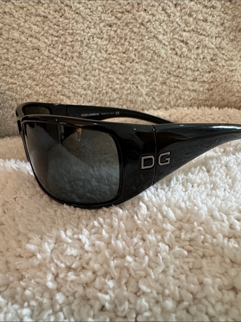 Vintage NEW Dolce & Gabbana Glossy Black Sunglasses with Dark Lenses - Picture 8 of 12
